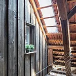 Kleiner Hof Rosenrot