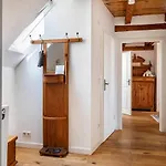 Kleiner Hof Rosenrot * Endingen am Kaiserstuhl